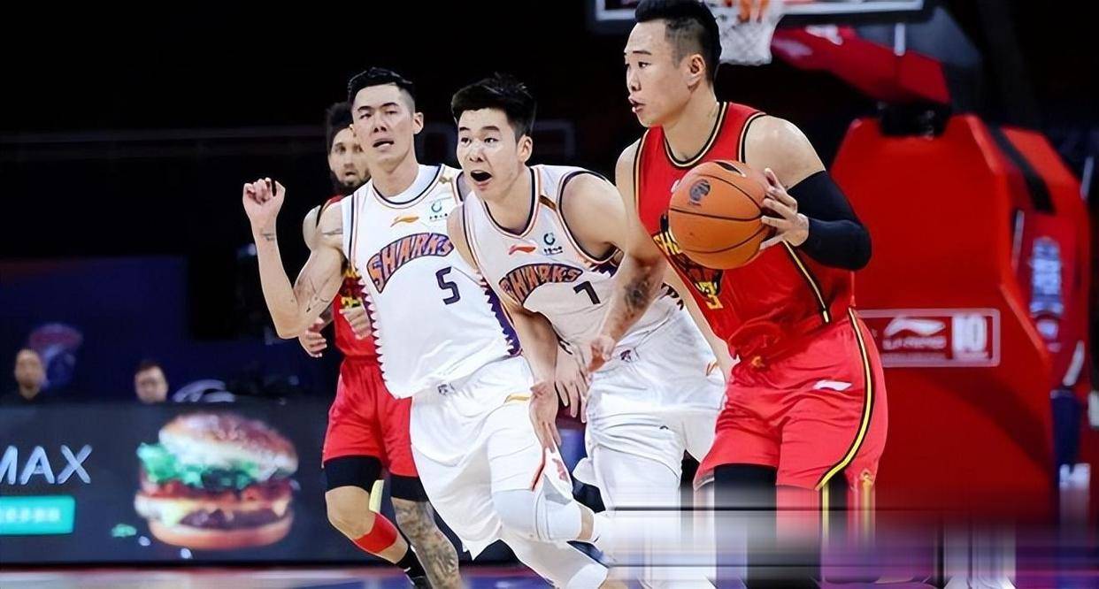 深圳队遭遇危机，主帅呼吁全队团结一致