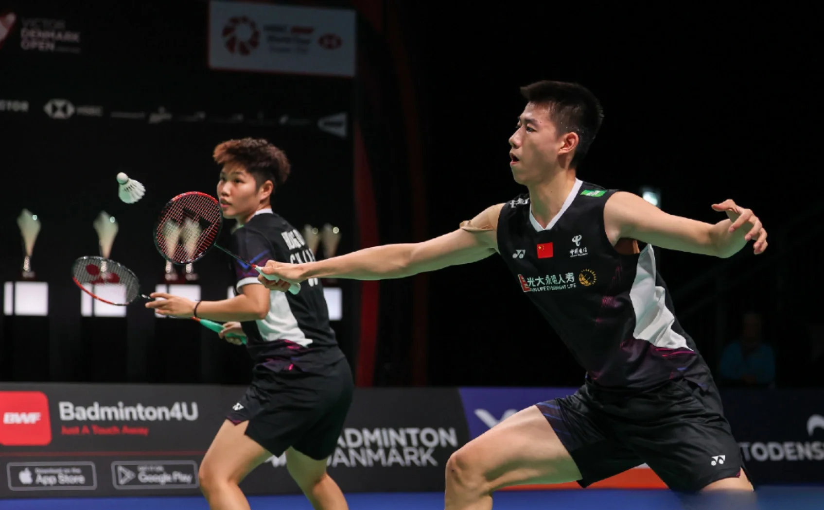 欧洲羽毛球公开赛开打,丹麦选手取胜 欧洲羽毛球公开赛开打,丹麦选手取胜