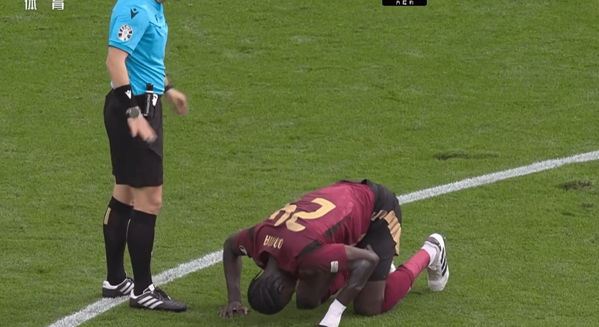 西亚强队遭遇一丝波折,仍坚定晋级四强 西亚强队遭遇一丝波折,仍坚定晋级四强