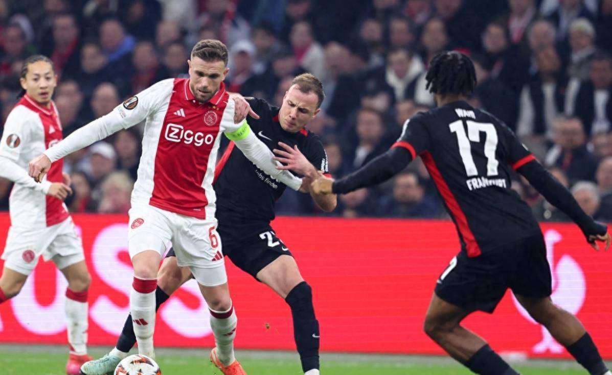 欧冠首轮比赛战绩骤降,领头羊陷入困境 欧冠首轮比赛战绩骤降,领头羊陷入困境