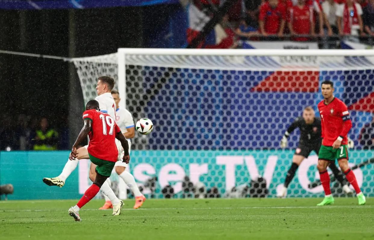 丹麦-淘汰捷克，顺利晋级半决赛