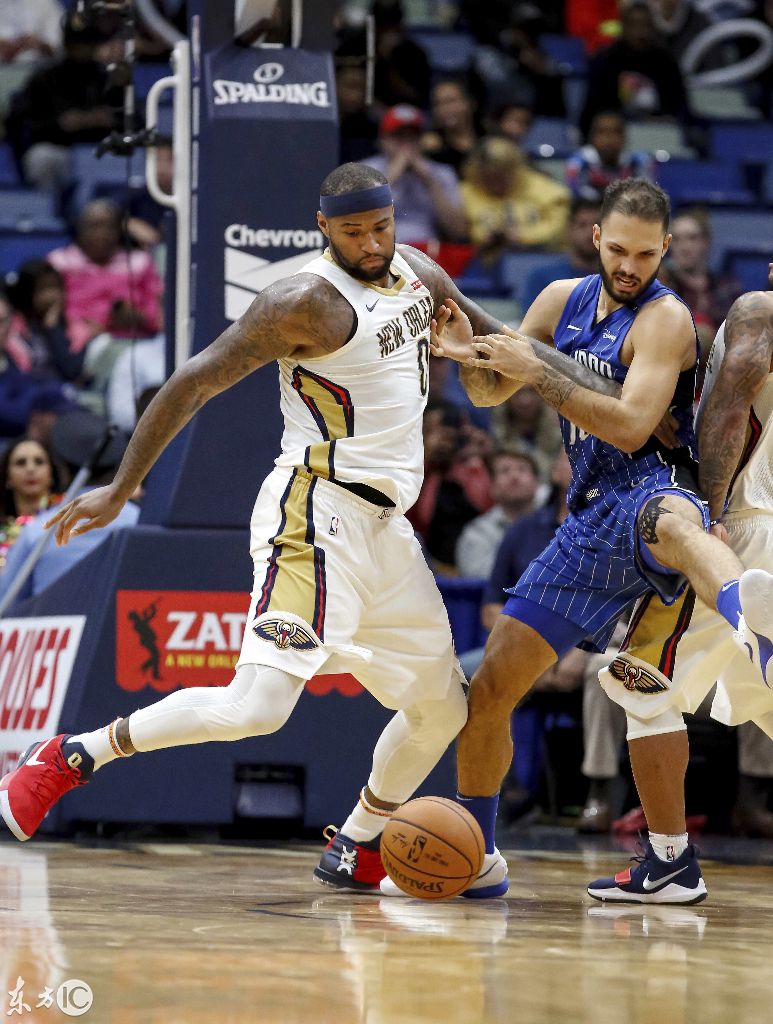 篮网险胜浓眉哥,掀起高潮关键表现点燃全场! 篮网险胜浓眉哥,掀起高潮关键表现点燃全场!