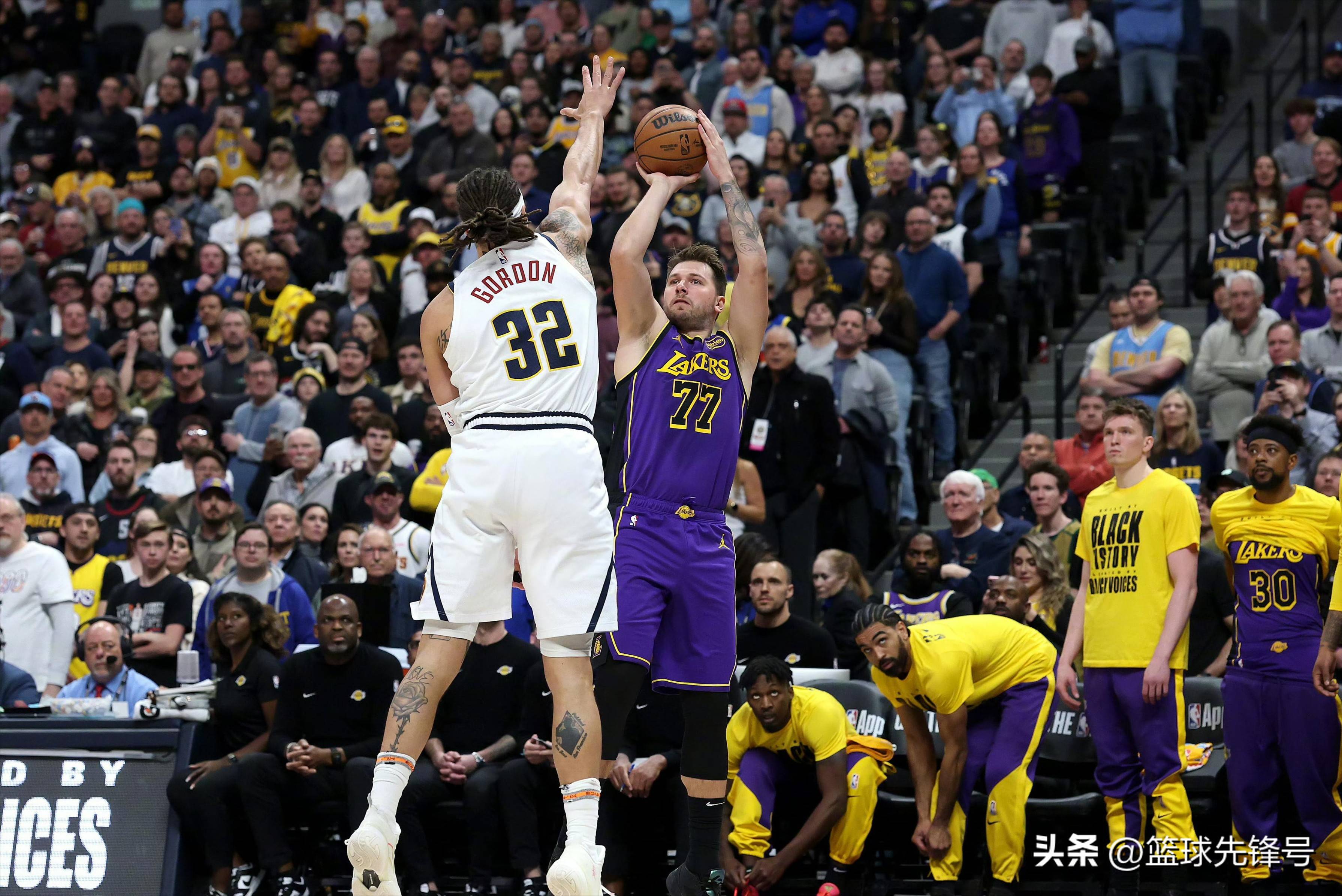 包含鹈鹕复出首战，东契奇状态火爆，绝杀战胜成为焦点！的词条