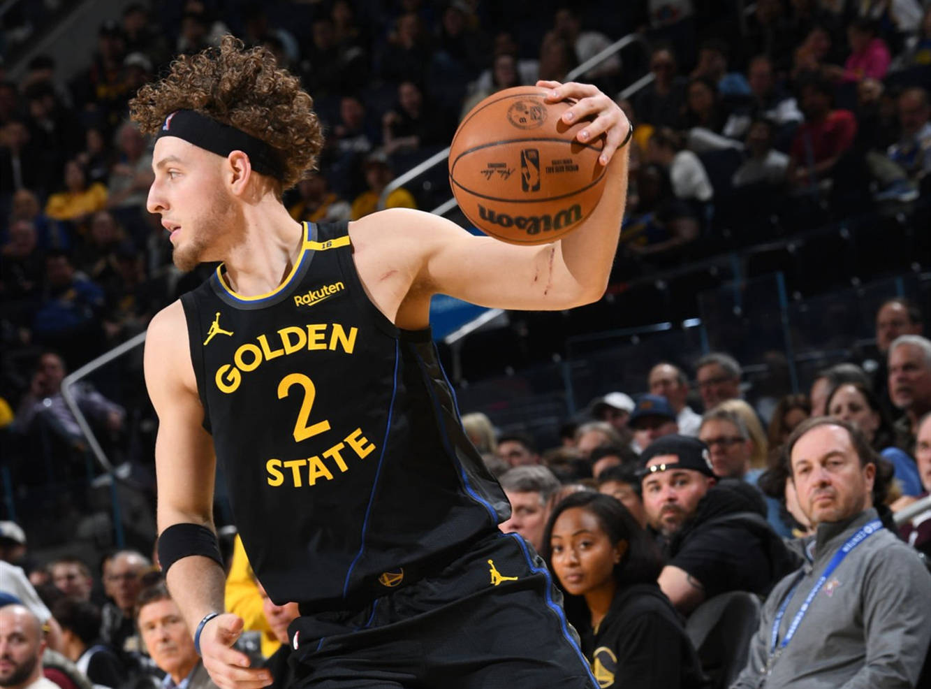 库里爆发新星，迎来胜利刷新纪录，刷新队史纪录球队迎来希望！的简单介绍